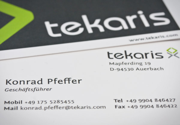 Tekaris GmbH Logo und Farben